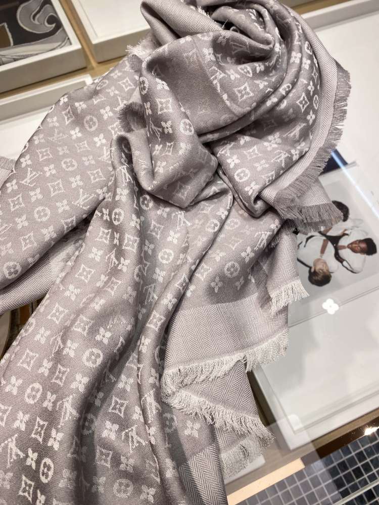 louis vuitton scarf