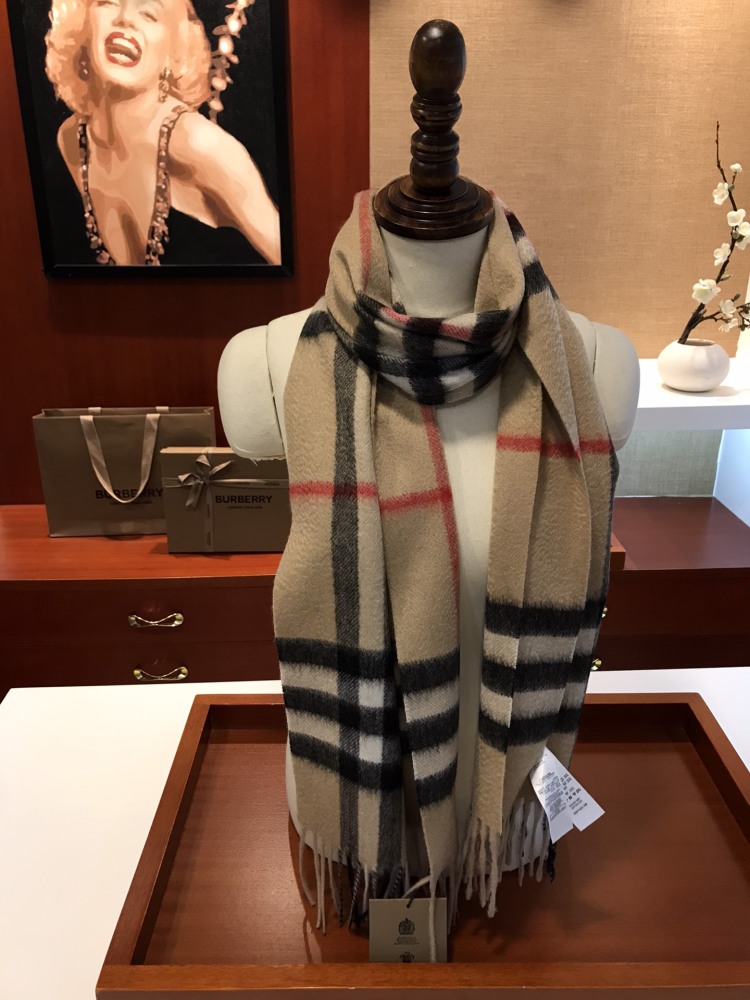 Burberry scarf