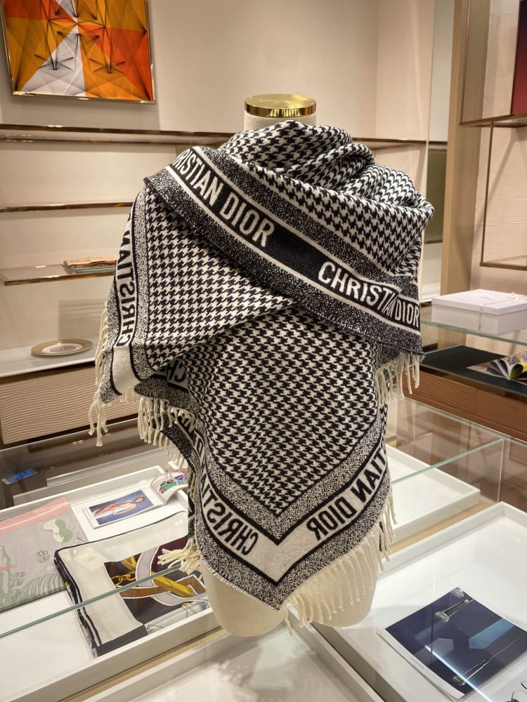 Dior scarf