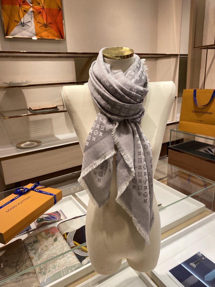 louis vuitton scarf