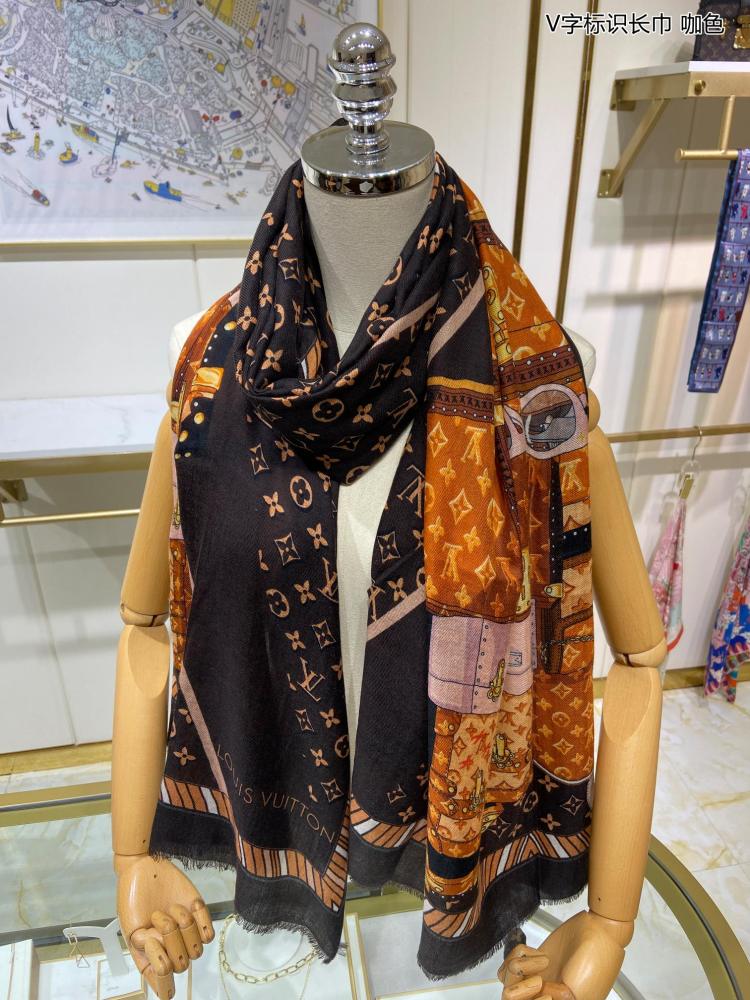 Louis Vuitton scarf
