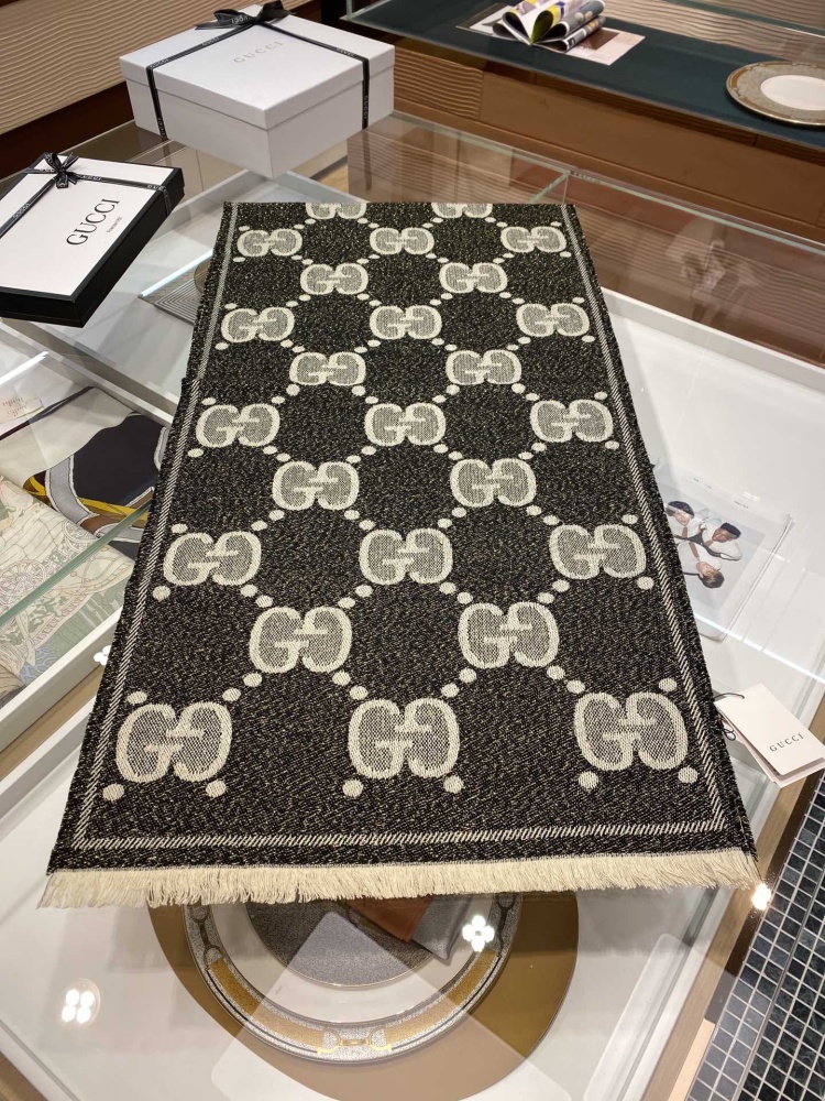 louis vuitton scarf