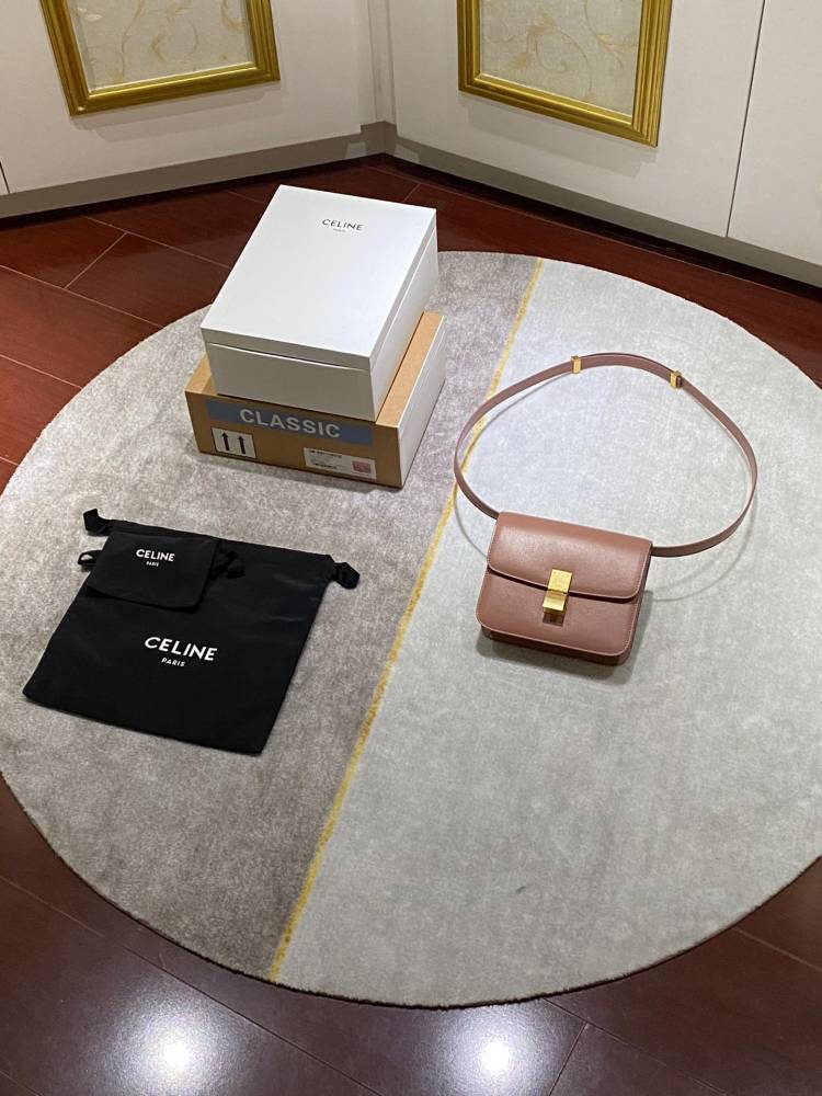 Celine  TEEN TRIOMPHE PM 18cm Mirror Boutique