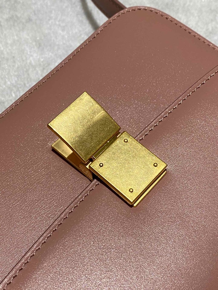 Celine  TEEN TRIOMPHE PM 18cm Mirror Boutique