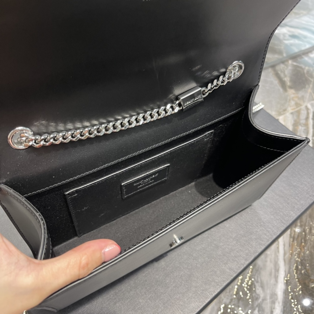 Saint Laurent Kate 24cm 364021 handbag Mirror Boutique