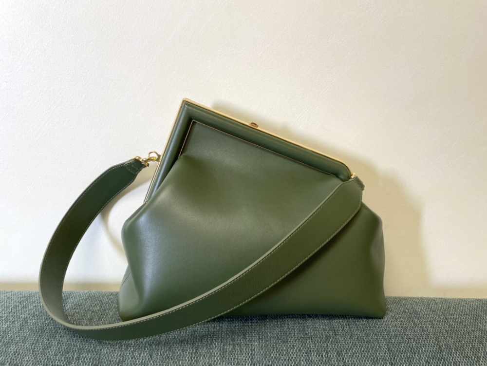 Fendi first GM 80018 Mirror Boutique