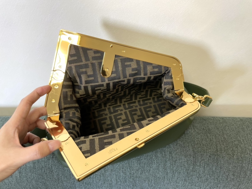 Fendi first GM 80018 Mirror Boutique