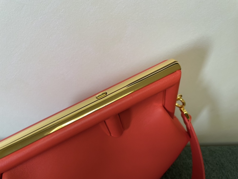 Fendi first GM 80018 Mirror Boutique