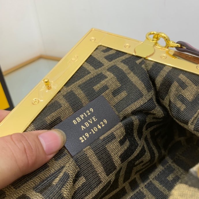 Fendi first sequins10429 Mirror Boutique