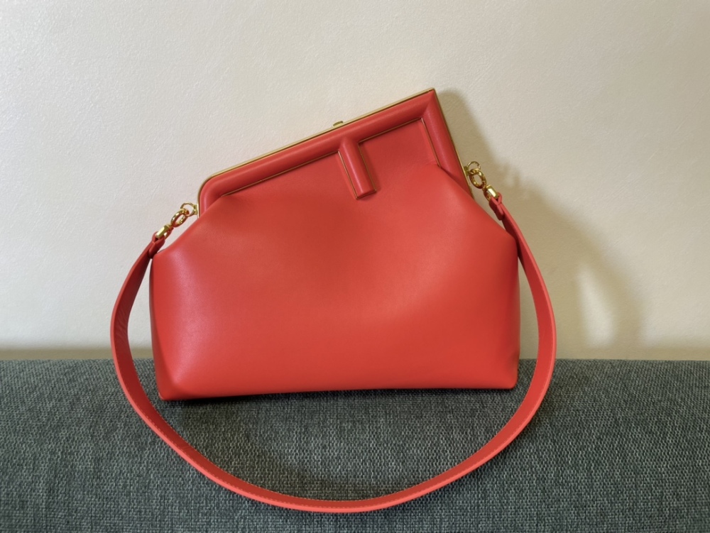 Fendi first GM 80018 Mirror Boutique