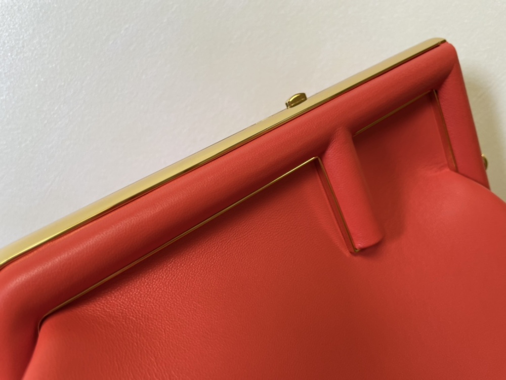Fendi first GM 80018 Mirror Boutique