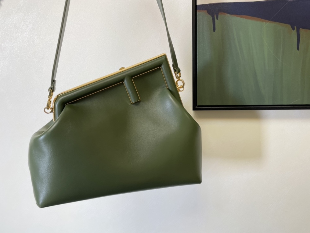 Fendi first GM 80018 Mirror Boutique
