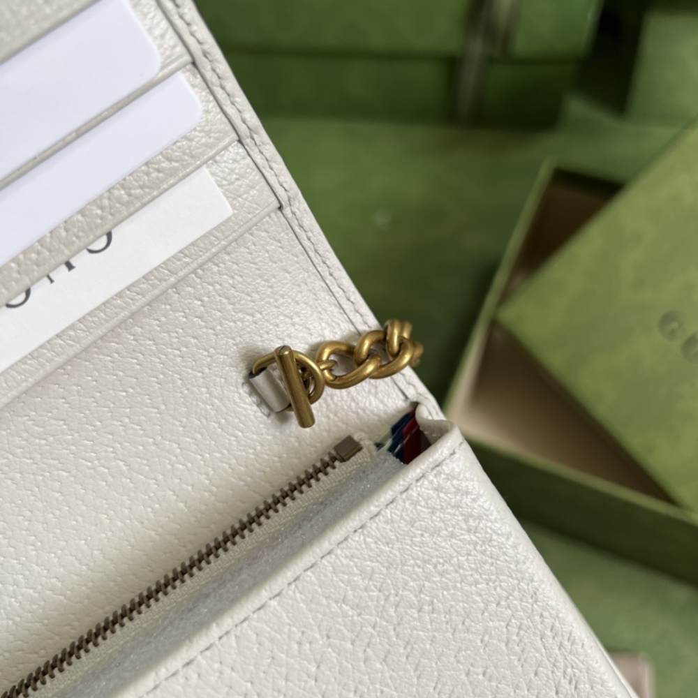 Gucci Saddle Bag WOC 621892 Mirror Boutique