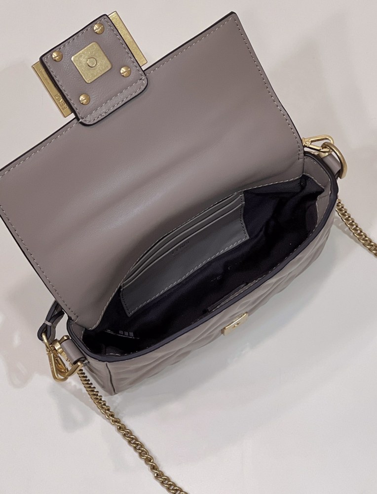 Fendi Flip baguette 0191S Mirror Boutique