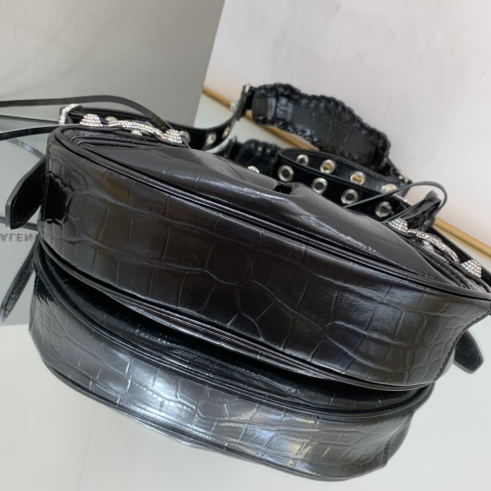 Balenciaga Le Cagole MM 25cm  671409 Mirror Boutique