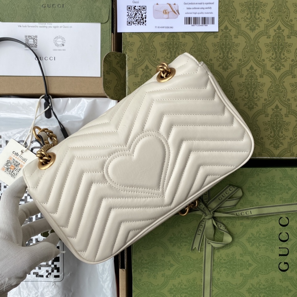 Gucci  GG Marmont 443497 Mirror Boutique