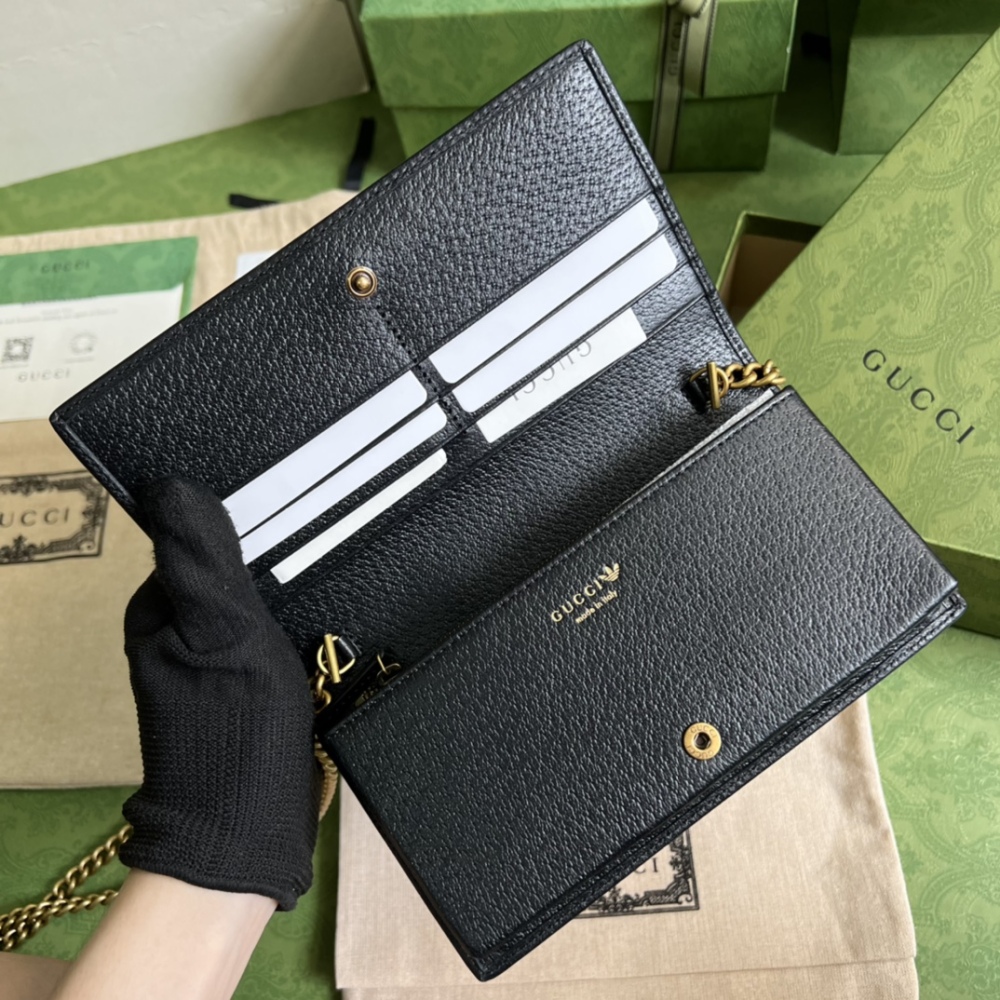 Gucci Saddle Bag WOC 621892 Mirror Boutique