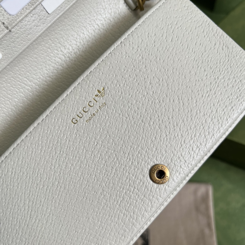 Gucci Saddle Bag WOC 621892 Mirror Boutique