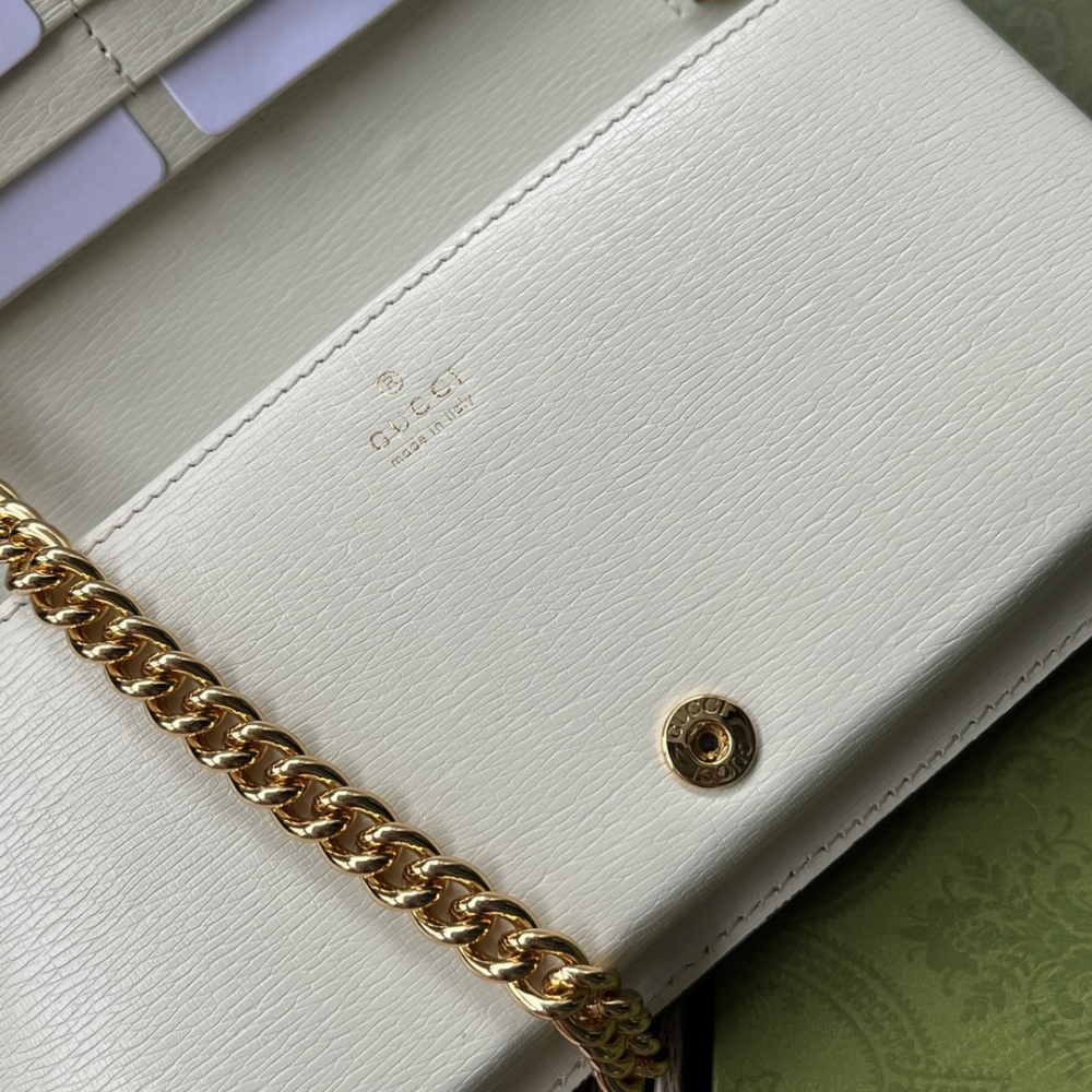 Gucci Saddle Bag WOC 621892 Mirror Boutique