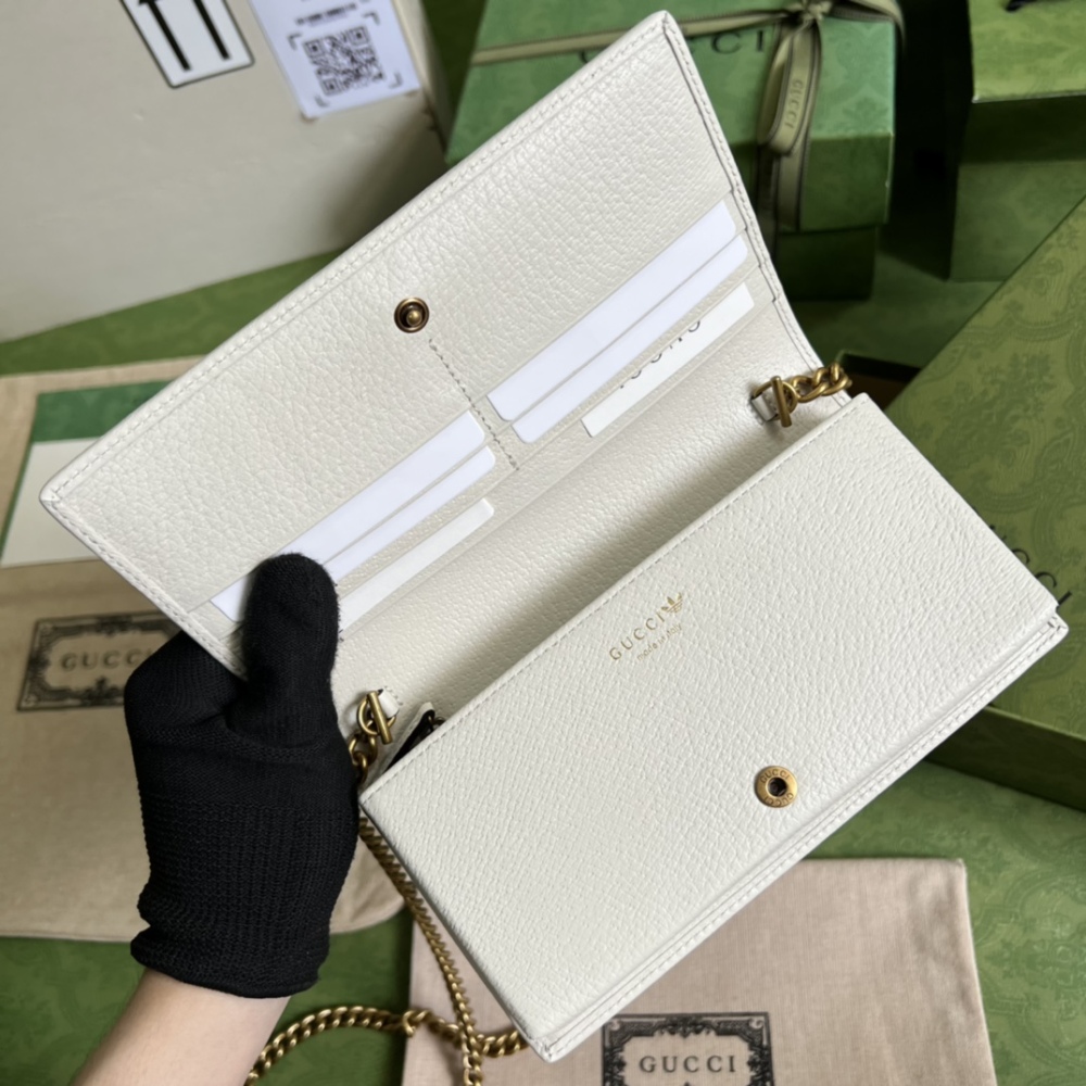 Gucci Saddle Bag WOC 621892 Mirror Boutique