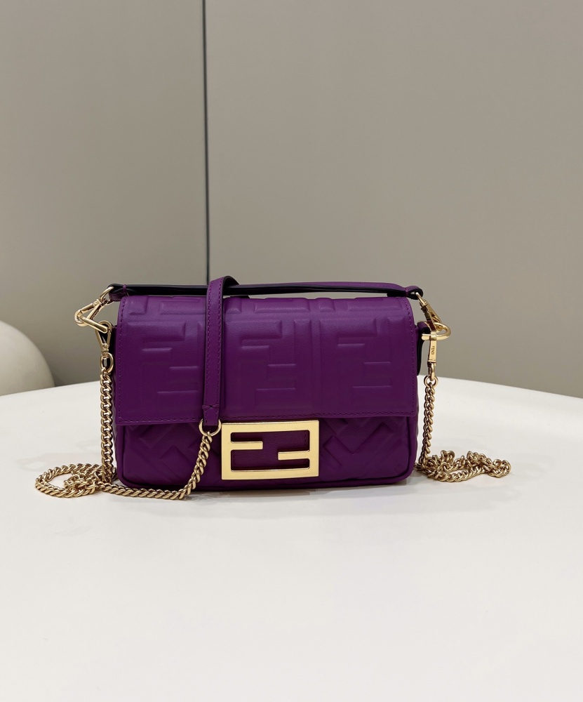 Fendi Flip baguette 0191S Mirror Boutique