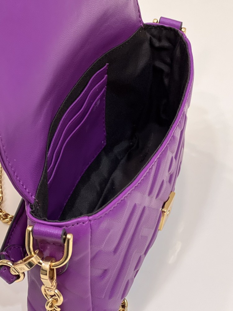 Fendi Flip baguette 0191S Mirror Boutique