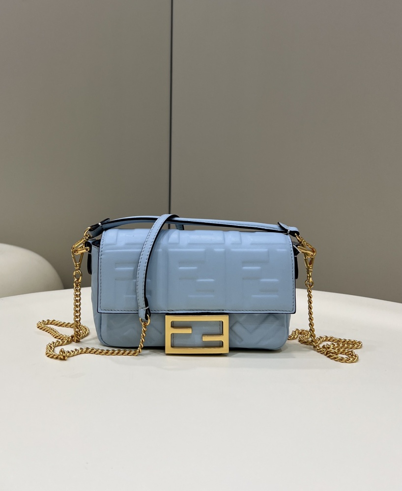 Fendi Flip baguette 0191S Mirror Boutique