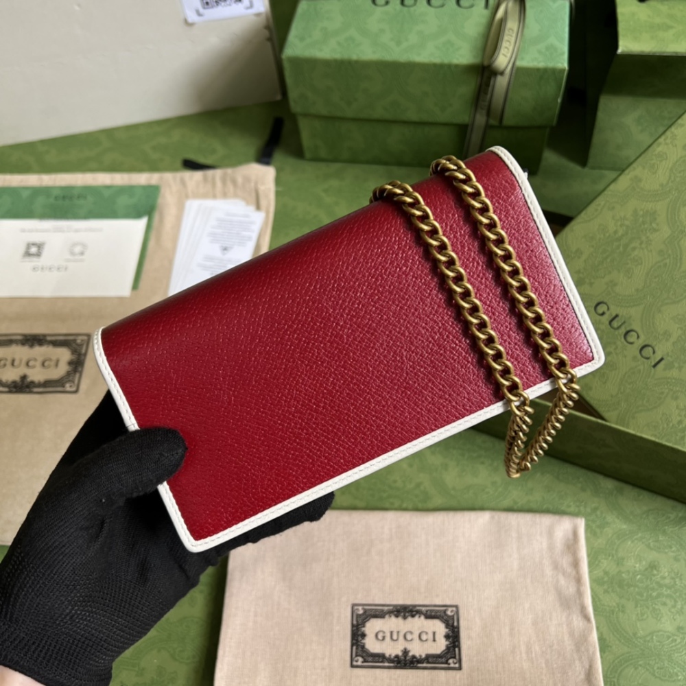 Gucci Saddle Bag WOC 621892 Mirror Boutique