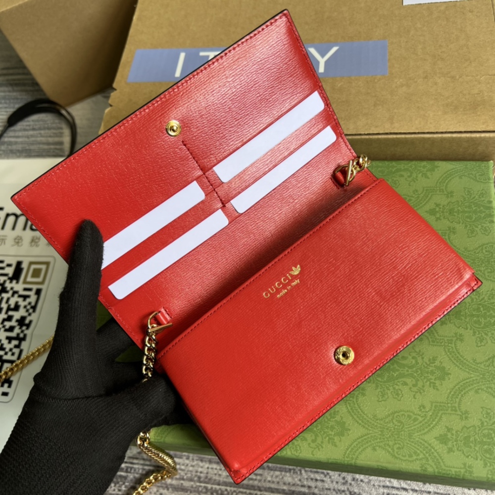 Gucci Saddle Bag WOC 621892 Mirror Boutique