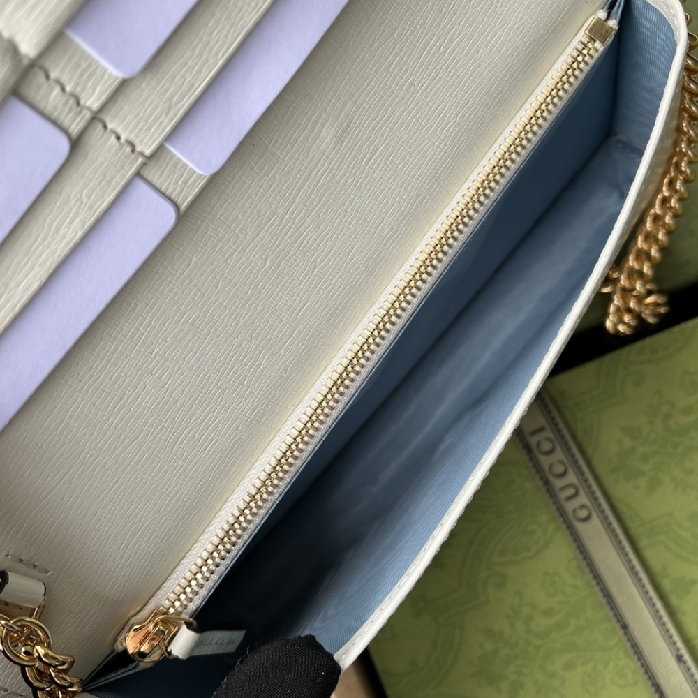 Gucci Saddle Bag WOC 621892 Mirror Boutique