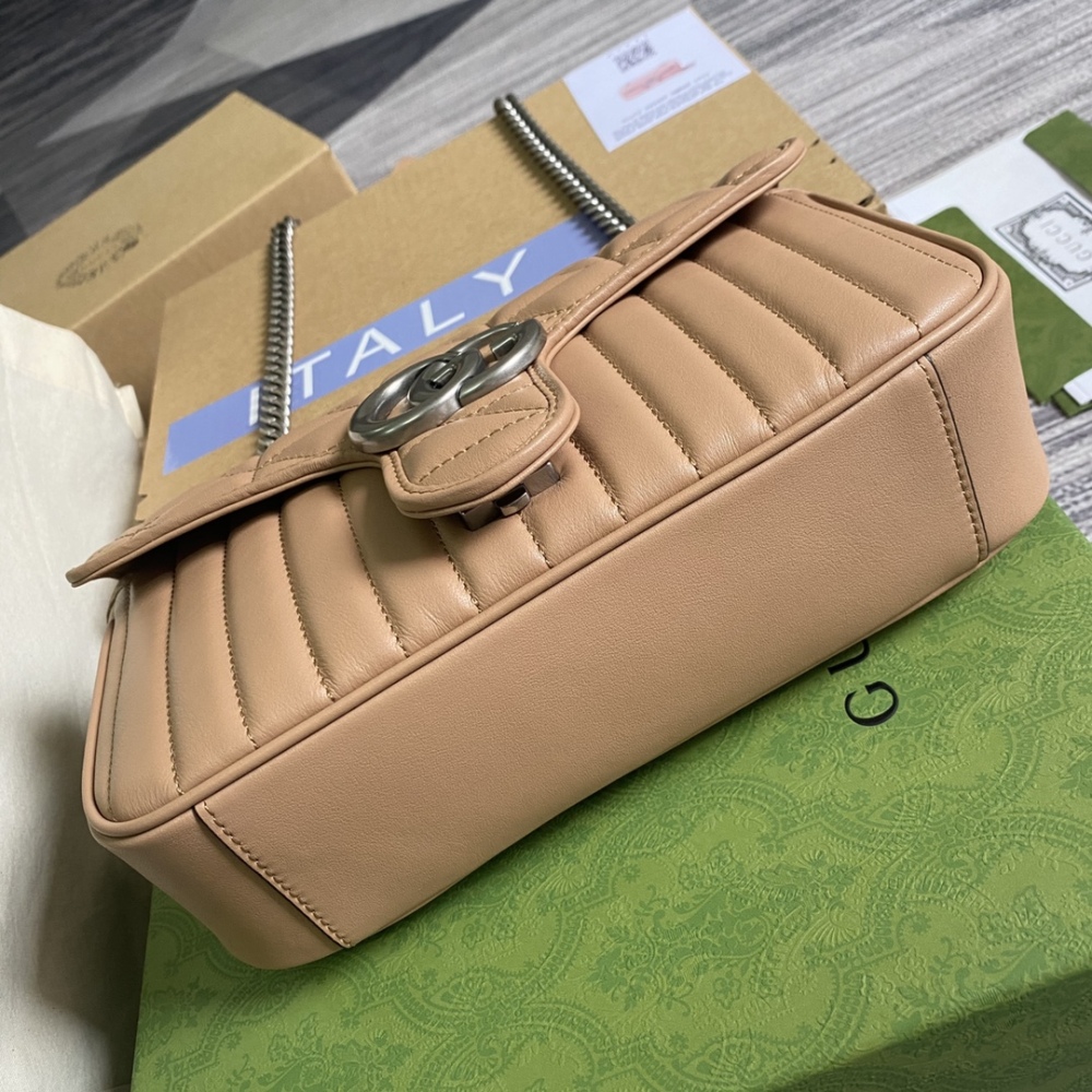 Gucci  GG Marmont 443497 Mirror Boutique