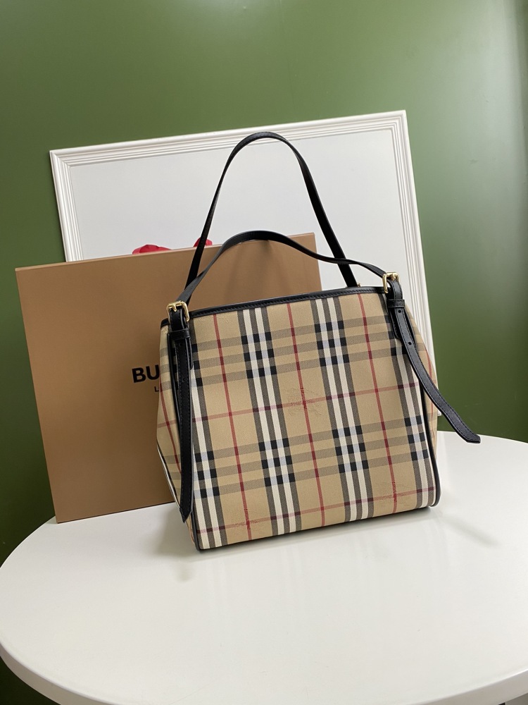 Burberry Shopping Bag 8812 Mirror Boutique