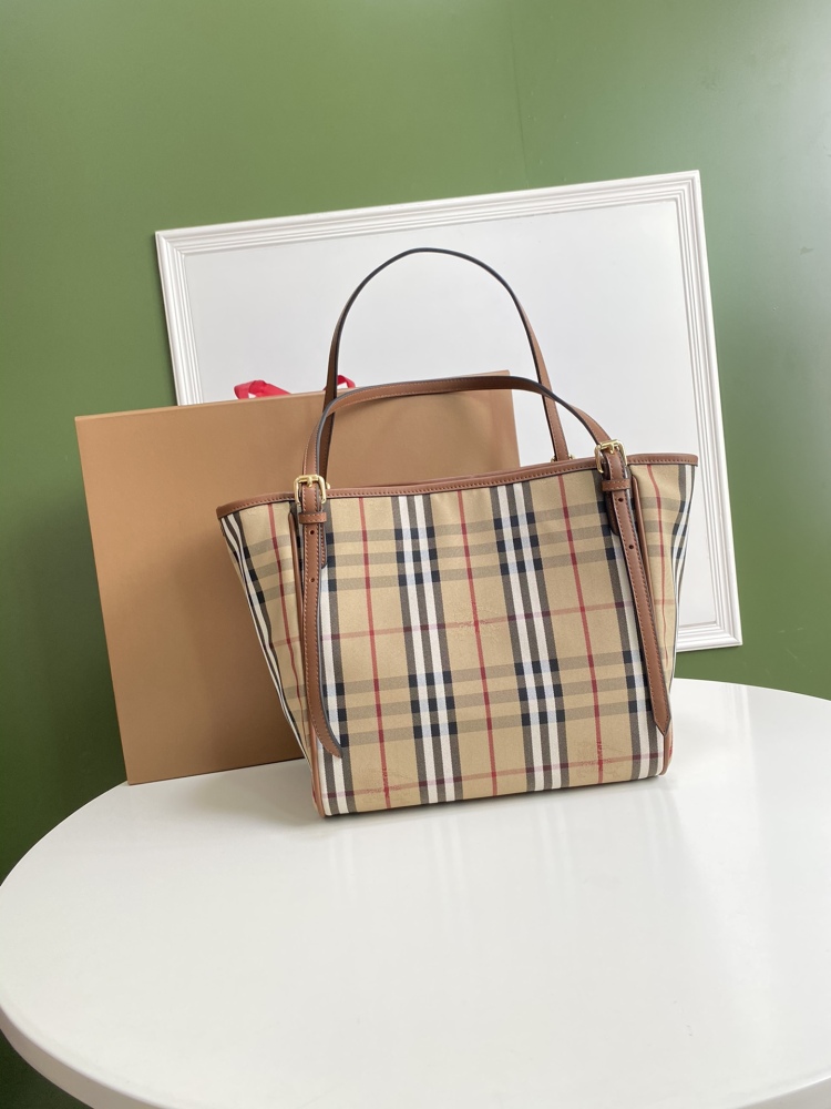 Burberry Shopping Bag 8812 Mirror Boutique