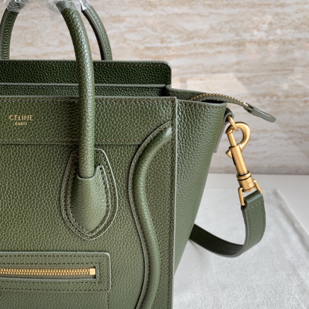 CELINE smiley bag PM 20cm 189243 mirror boutique