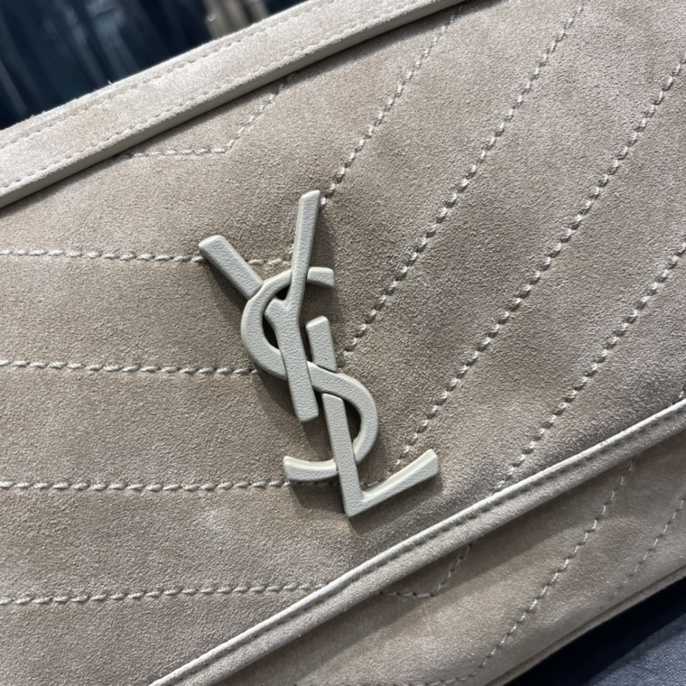 Saint Laurent Niki 498894 Mirror Boutique