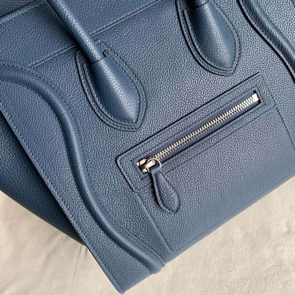 CELINE smiley bag MM 27cm 189793 mirror boutique