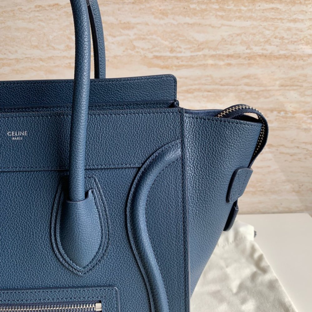 CELINE smiley bag MM 27cm 189793 mirror boutique