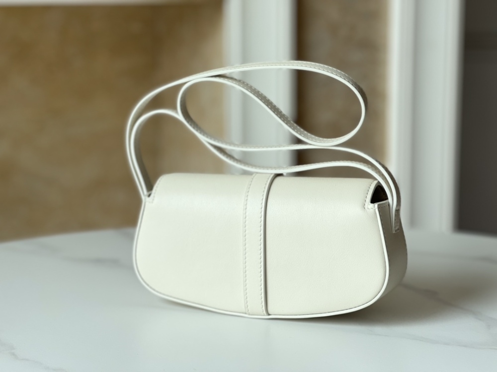 CELINE tofu lock bag 2022 mirror boutique