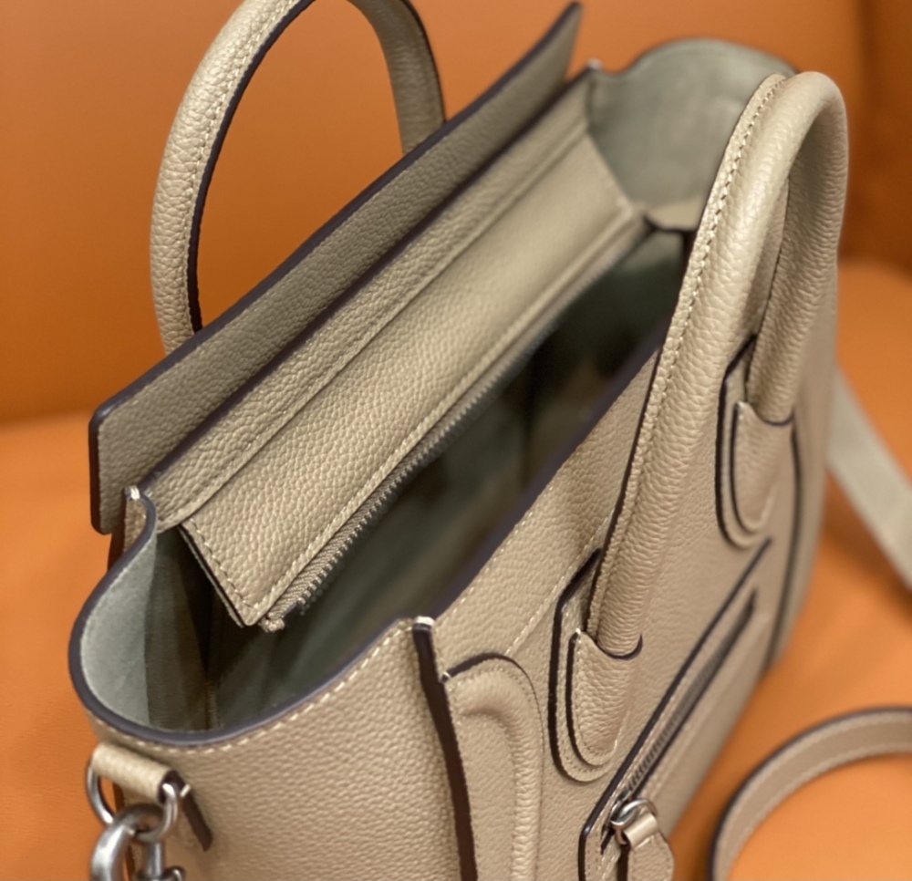 CELINE smiley bag PM 20cm 168243 mirror boutique
