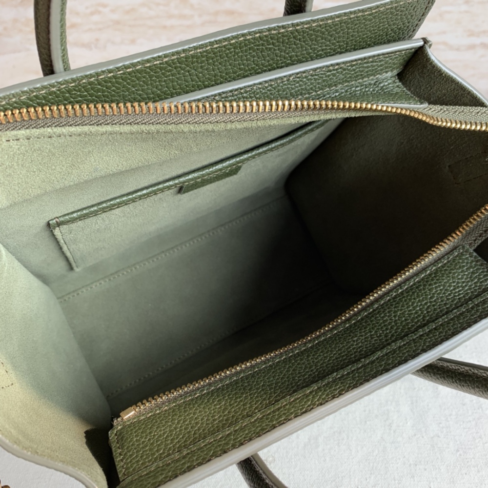 CELINE smiley bag PM 20cm 189243 mirror boutique