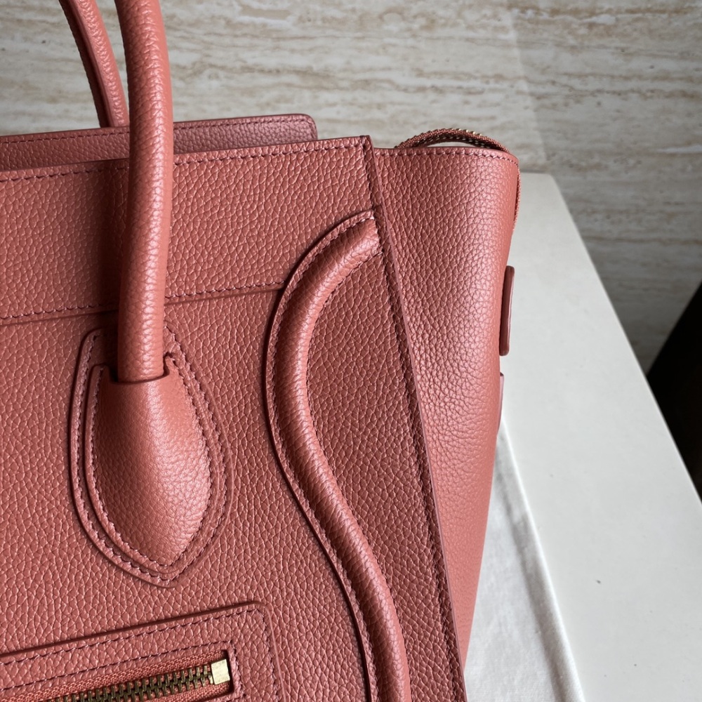 CELINE smiley bag MM 27cm 189793 mirror boutique