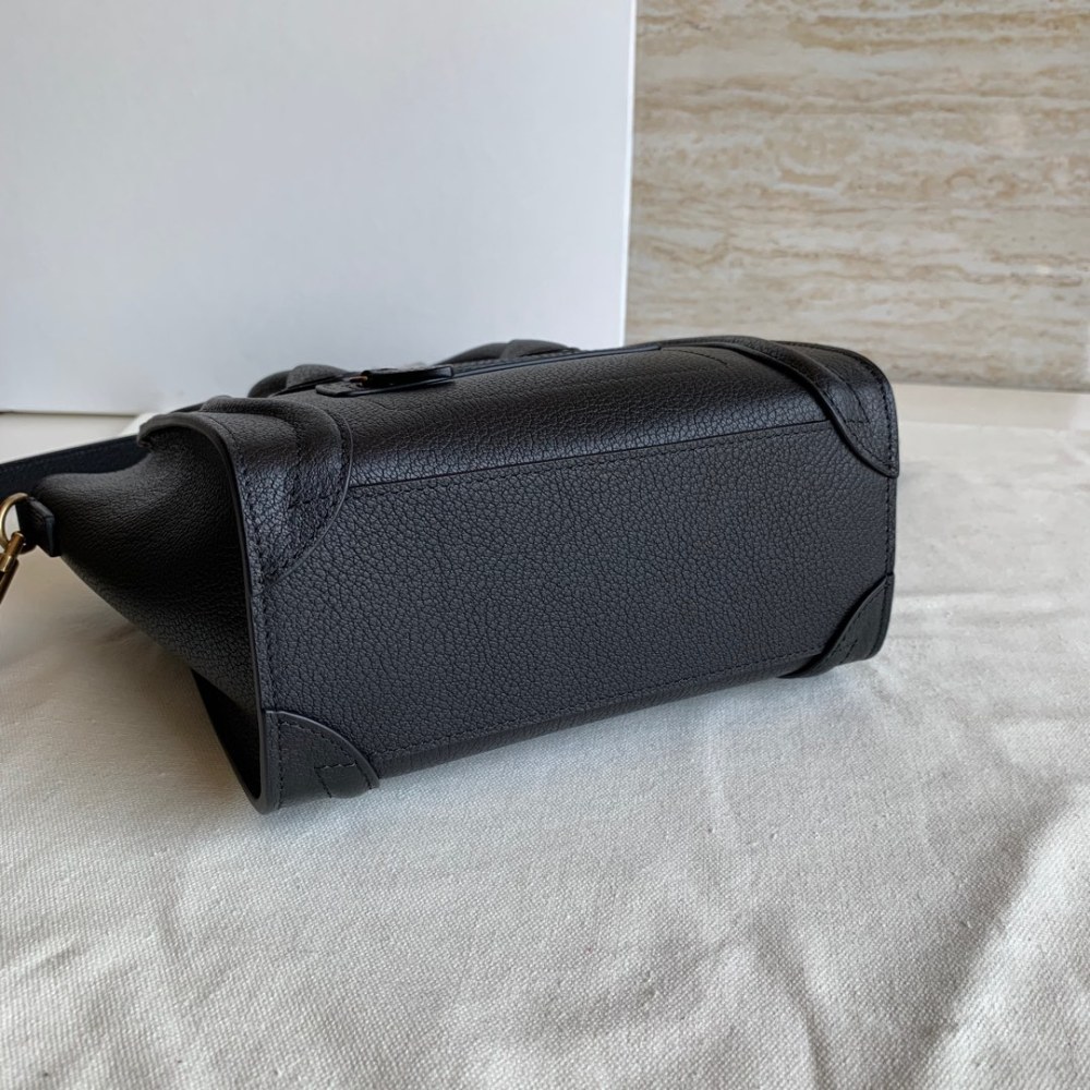 CELINE smiley bag PM 20cm 189243 mirror boutique