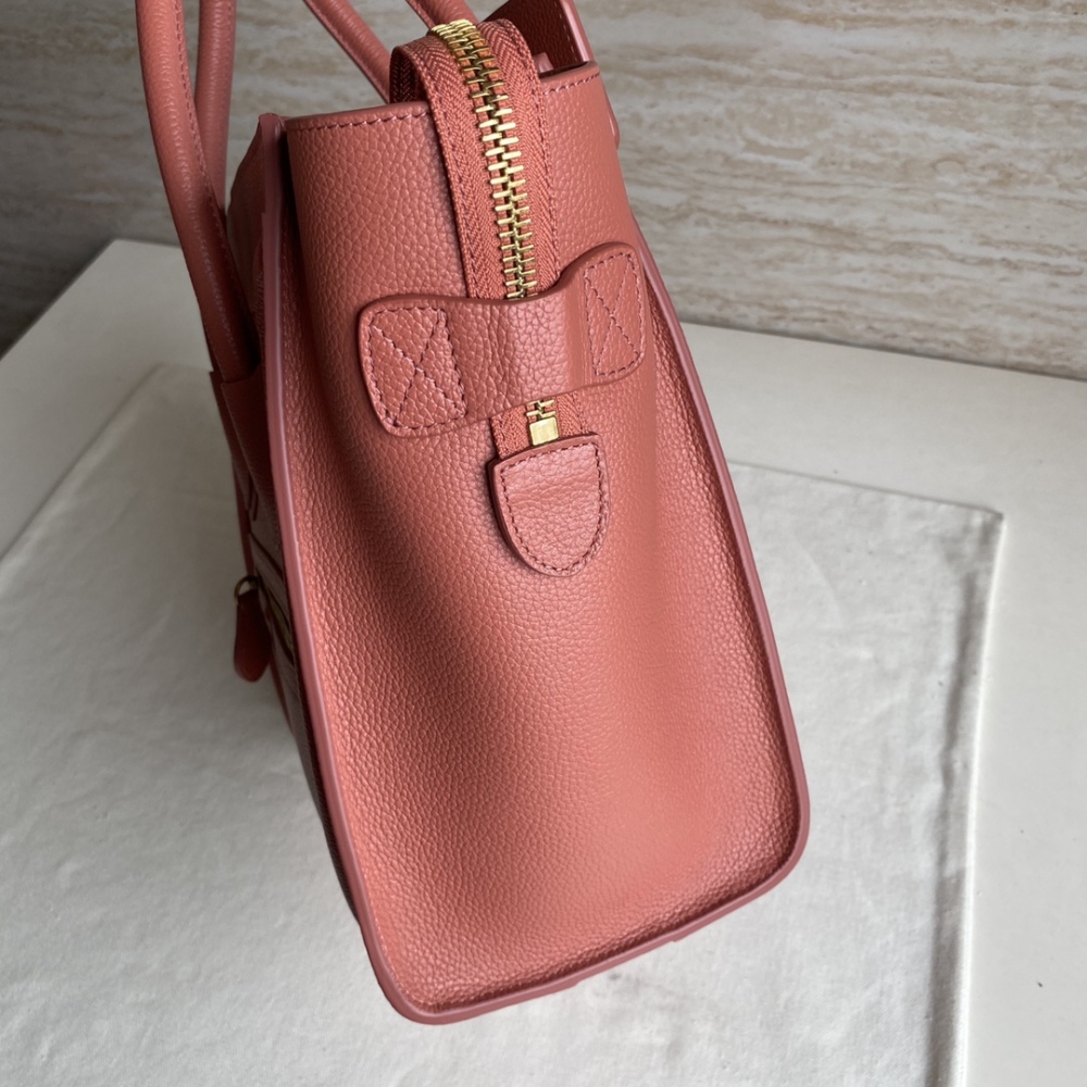 CELINE smiley bag MM 27cm 189793 mirror boutique