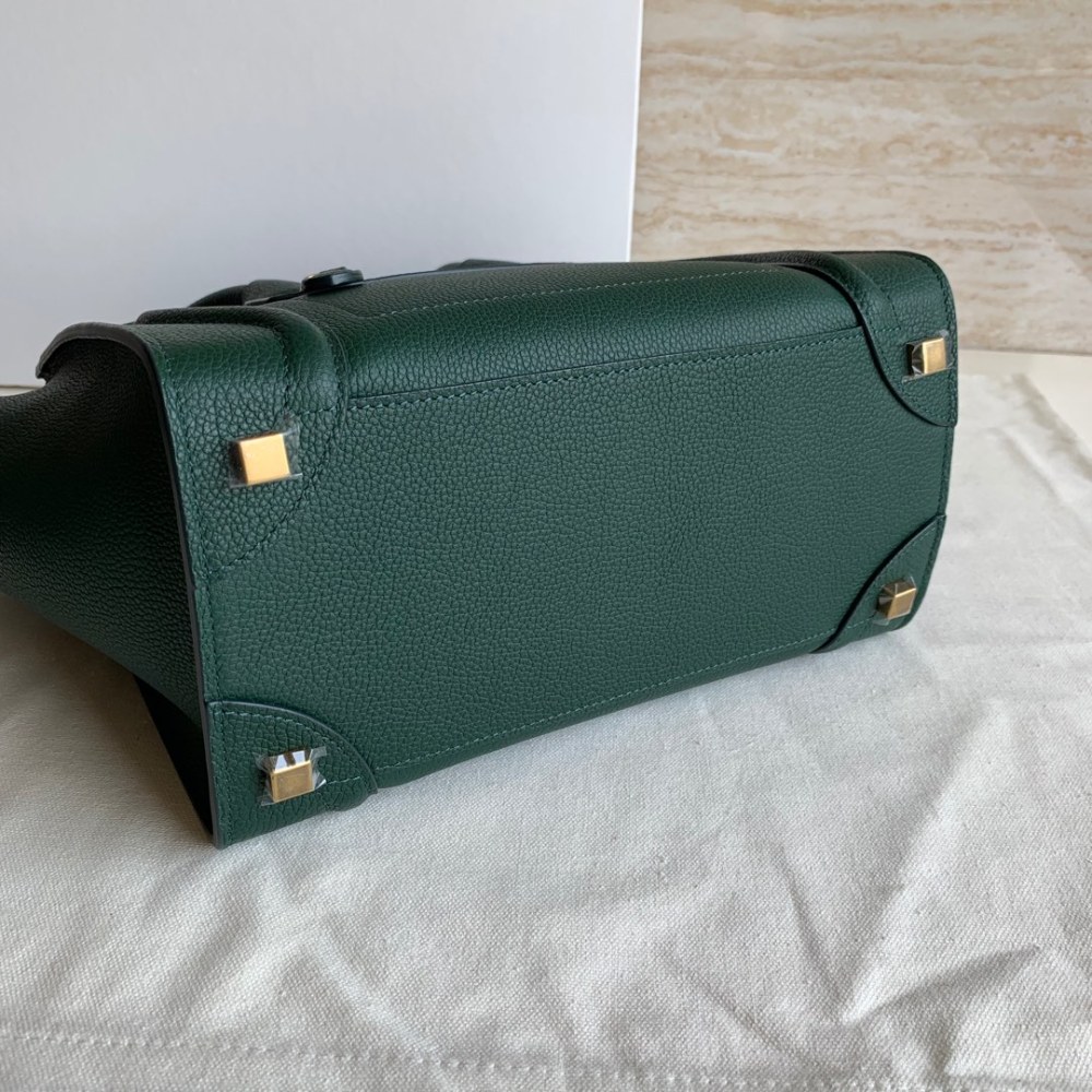 CELINE smiley bag MM 27cm 189793 mirror boutique