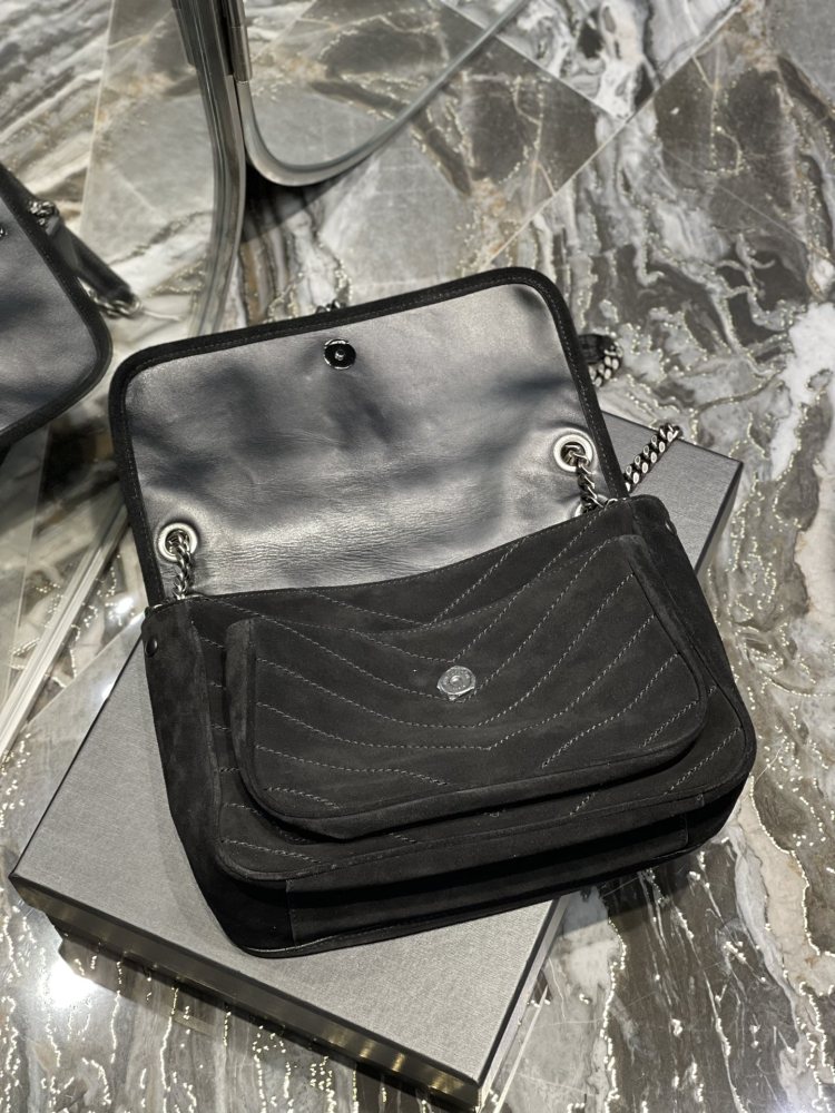 Saint Laurent Niki 498894 Mirror Boutique