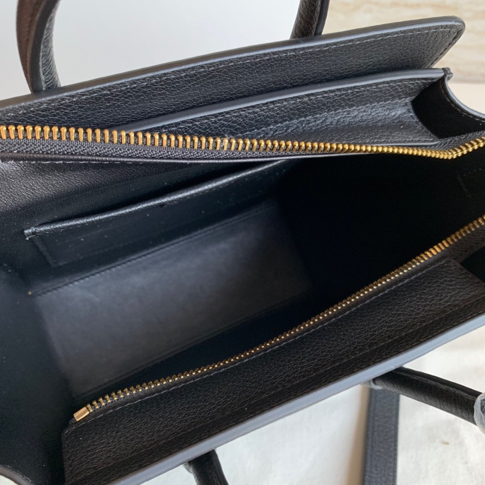CELINE smiley bag PM 20cm 189243 mirror boutique