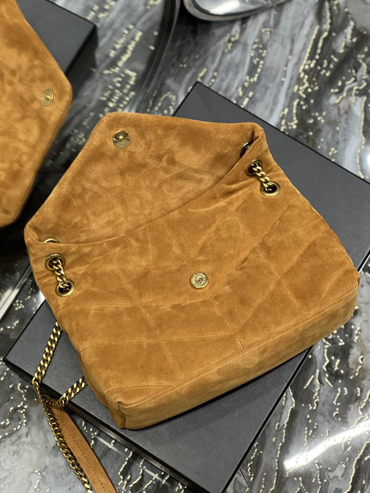 Yves Saint Laurent Loulou puffer 29cm 577476 Mirror Boutique