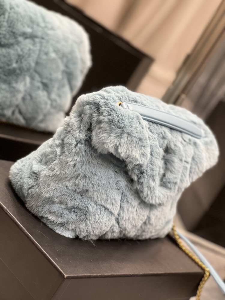 Yves Saint Laurent Loulou puffer 29cm 577476 Mirror Boutique