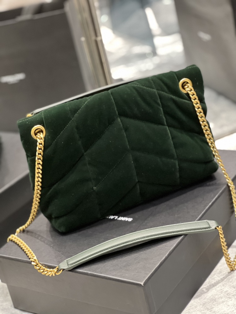 Yves Saint Laurent Loulou puffer 29cm 577476 Mirror Boutique