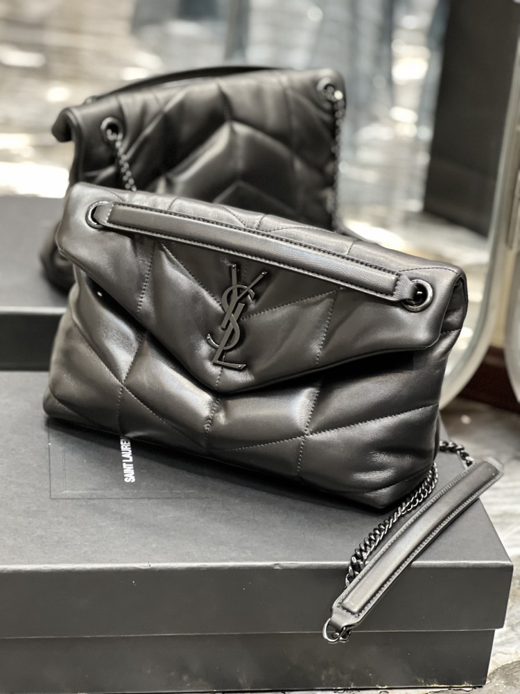 Yves Saint Laurent Loulou puffer 29cm 577476 Mirror Boutique